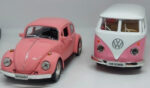 Kit 2 Miniaturas Fusca + Kombi Volkswagen - Imagem 2