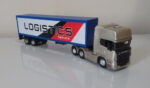Kit 4 Carretas 1/64 Volvo , Scania E Man Sortido Welly - Imagem 2