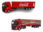 Kit 2 Miniaturas Carreta Baú  Volvo Fh 1/64