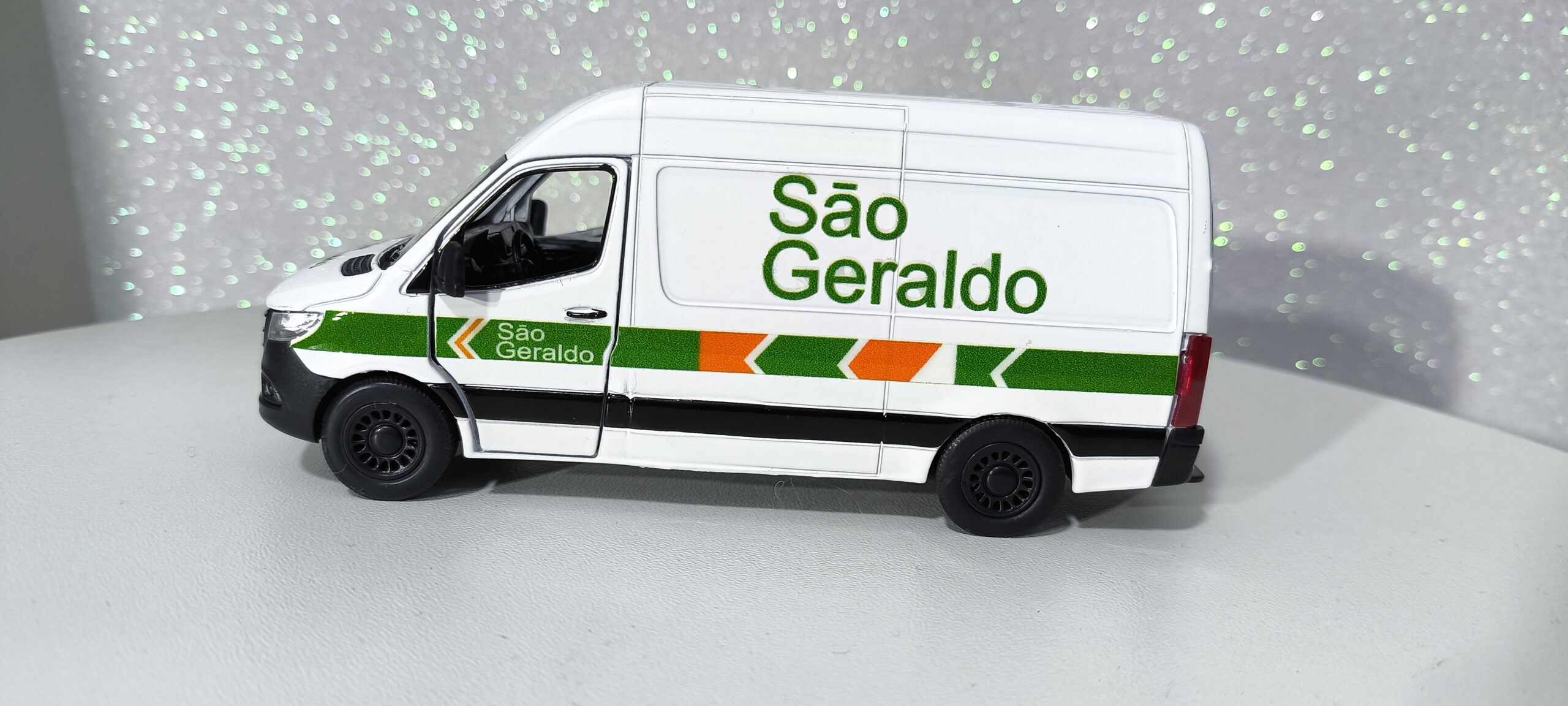 IMG_20250626_105756 Van Mercedes Sprinter Personalizada São Geraldo - Imagem 1